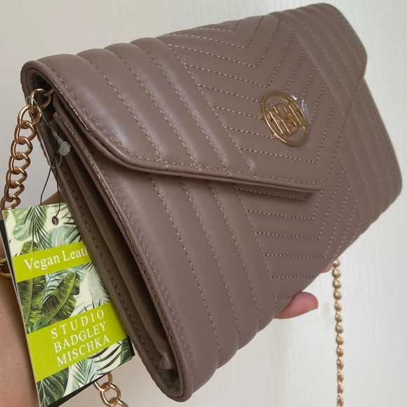 Badgley Mischka Quilted Crossbody Bag | Color Taupe | Vegan Leather - Picture 6 of 10